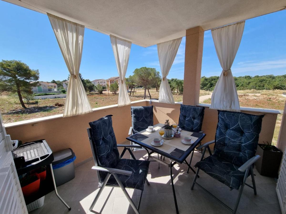 Apartman Marija Biograd Na Moru Eksteriør billede