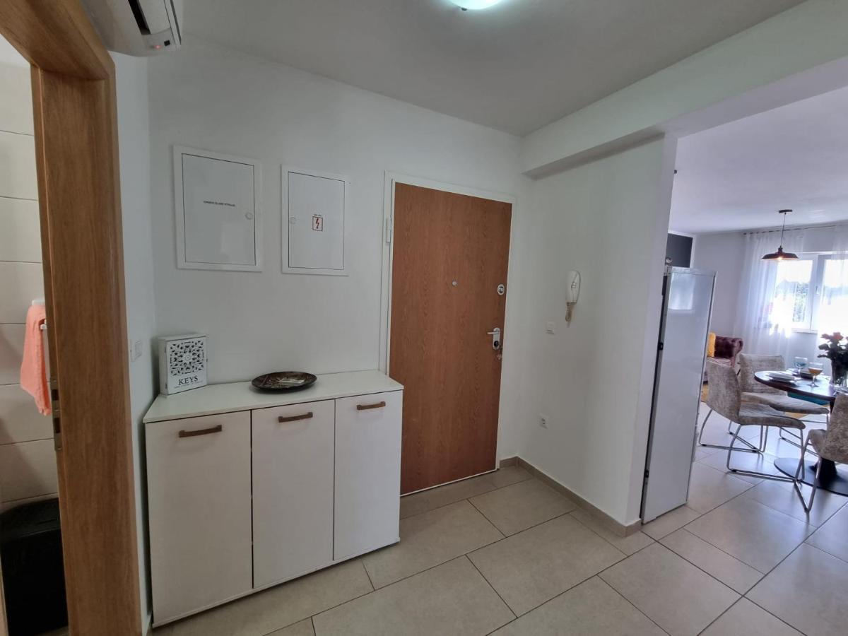 Apartman Marija Biograd Na Moru Eksteriør billede